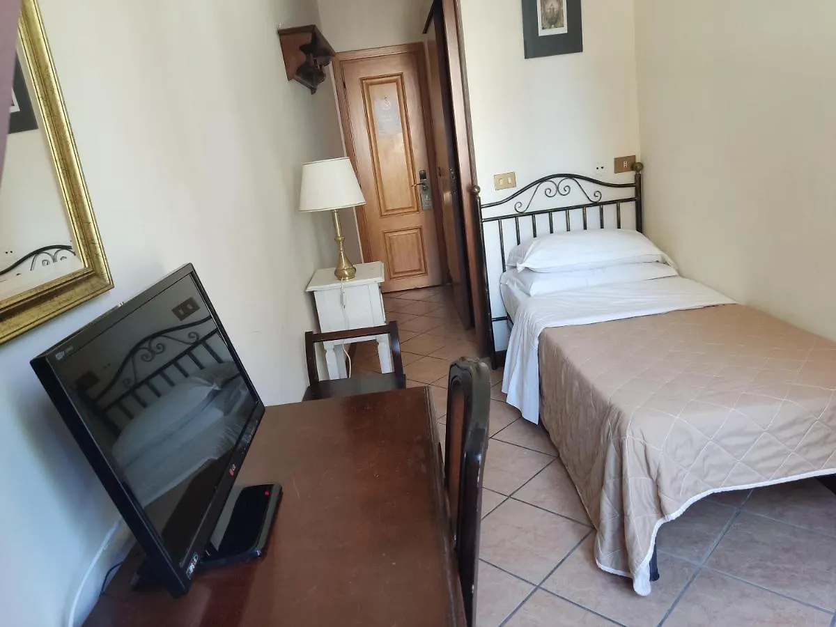 Hotel Giubileo Rome 2*,